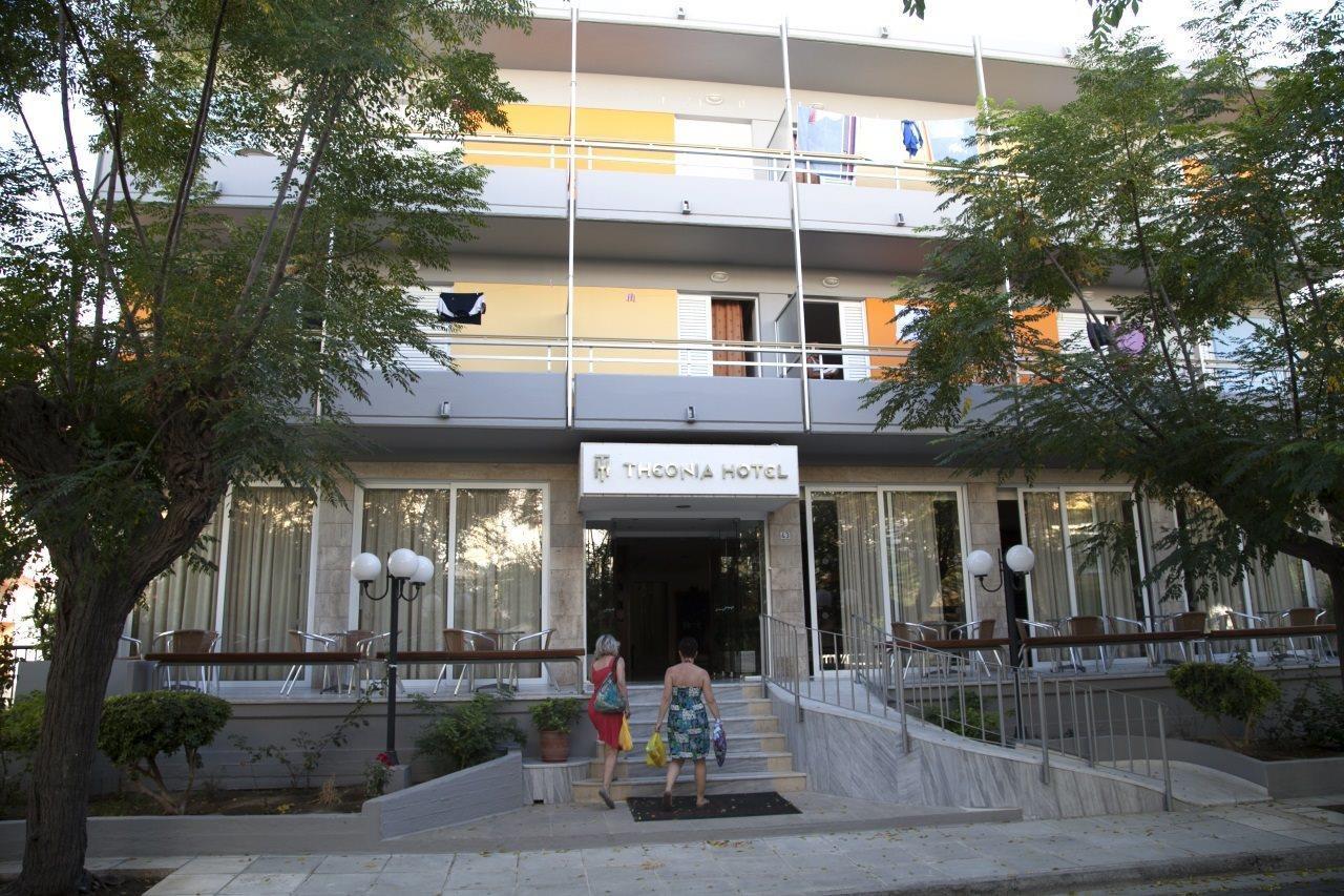 Theonia Hotel 2*